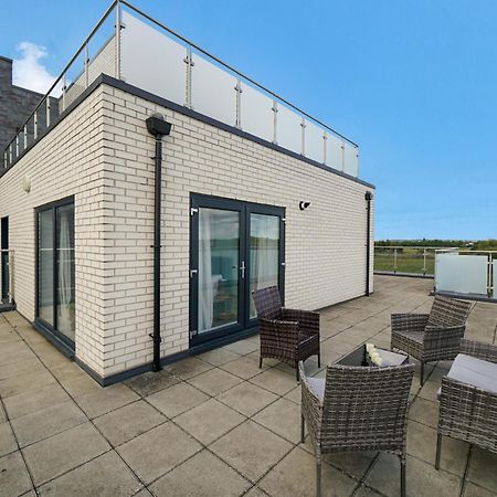 Modern Apartments With Free Parking Near Heathrow Colnbrook Luaran gambar