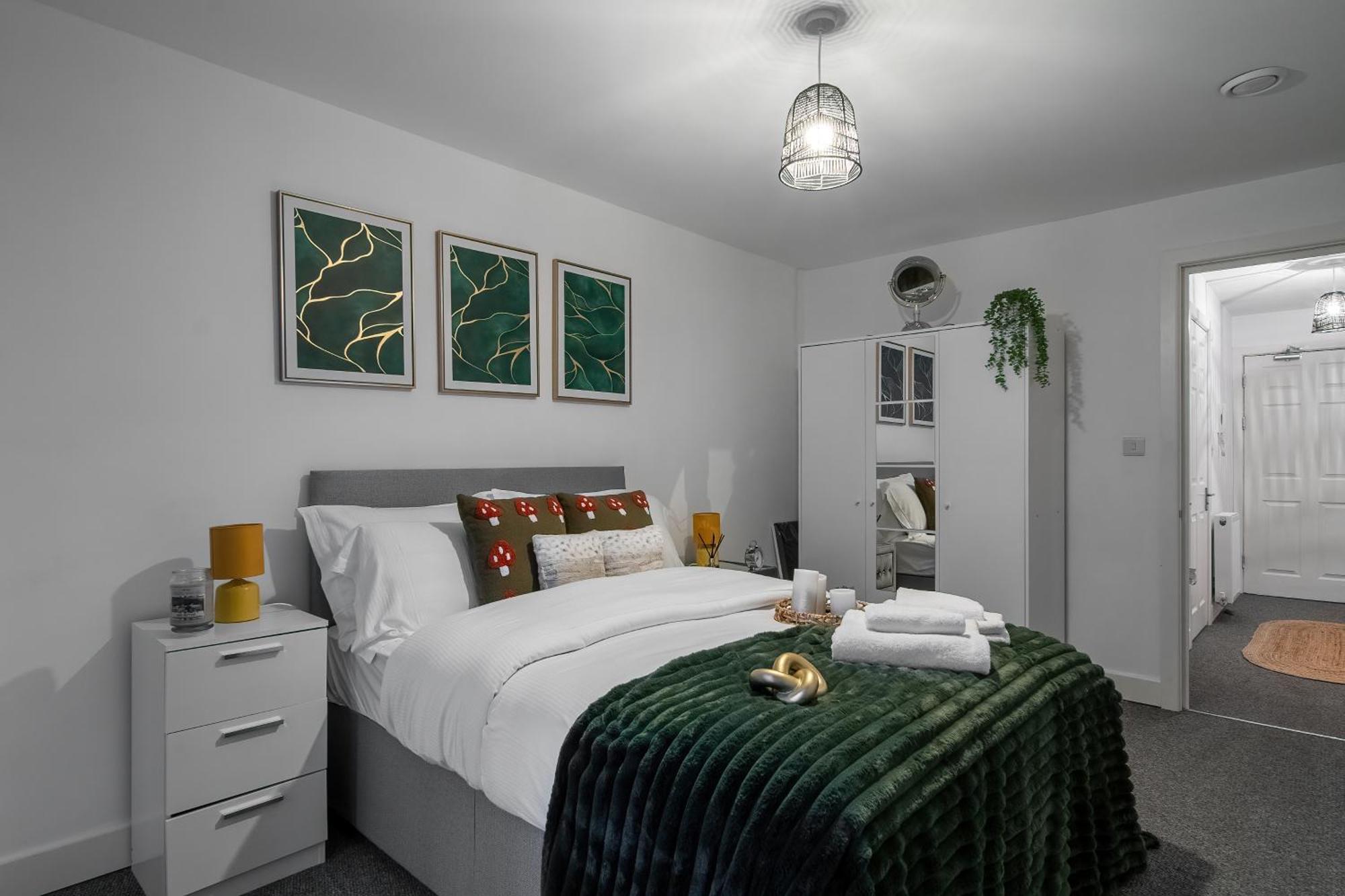 Modern Apartments With Free Parking Near Heathrow Colnbrook Luaran gambar