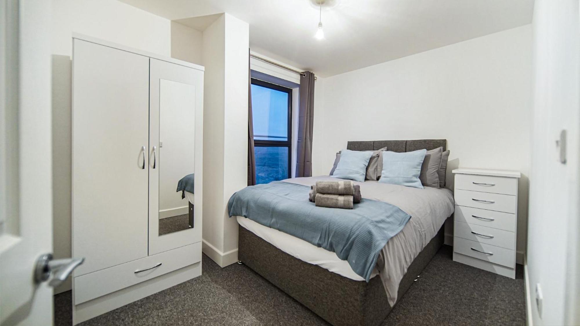 Modern Apartments With Free Parking Near Heathrow Colnbrook Luaran gambar