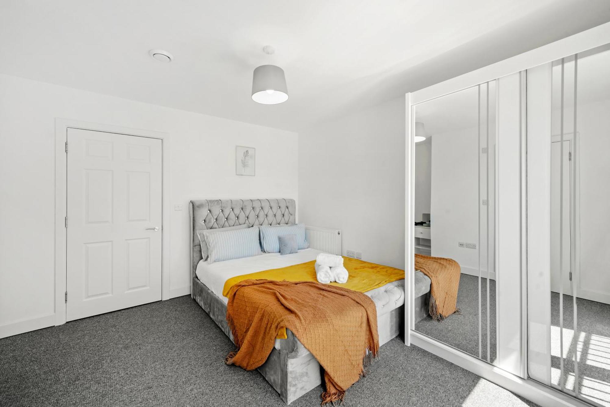 Modern Apartments With Free Parking Near Heathrow Colnbrook Luaran gambar