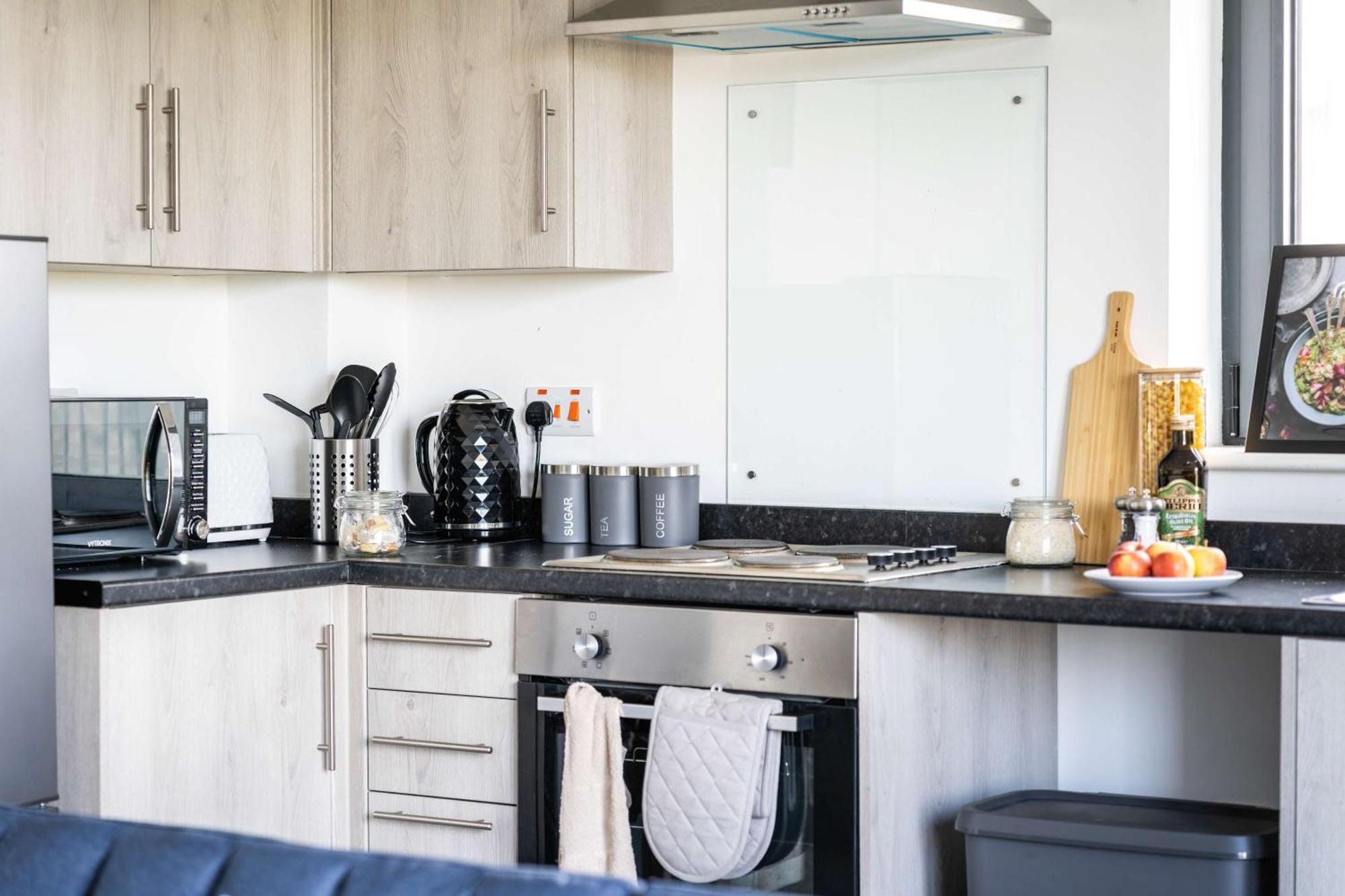 Modern Apartments With Free Parking Near Heathrow Colnbrook Luaran gambar