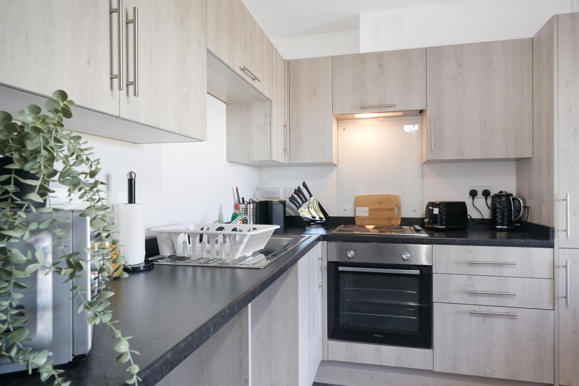 Modern Apartments With Free Parking Near Heathrow Colnbrook Luaran gambar